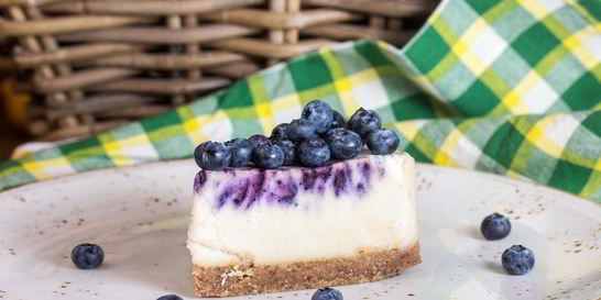 Raw vegan чизкейк