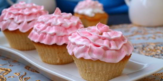 Капкейки на молоке с белковым кремом