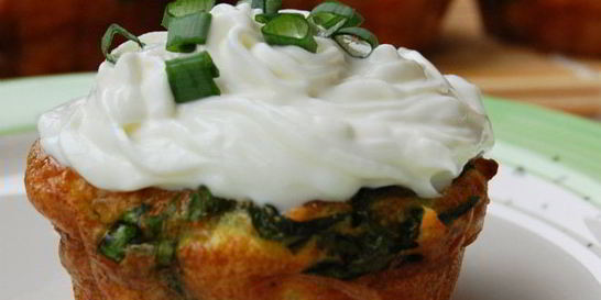 Капкейки со шпинатом, курицей и сыром