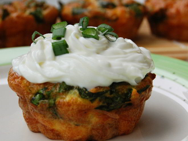 Рецепт капкейков со шпинатом, курицей и сыром