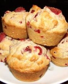 Кексики с клубникой