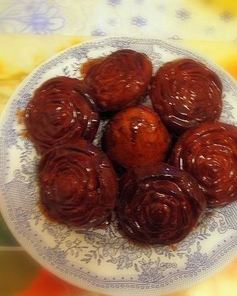 Кексы минские медовые с шоколадной глазурью