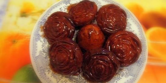 Кексы минские медовые с шоколадной глазурью