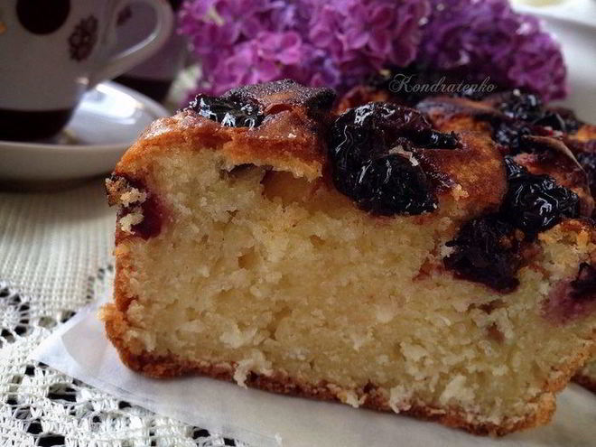 Рецепт кокосового кекса с вишней