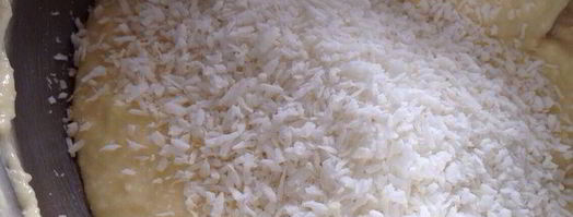 кокосовый кекс с вишней. Шаг 8