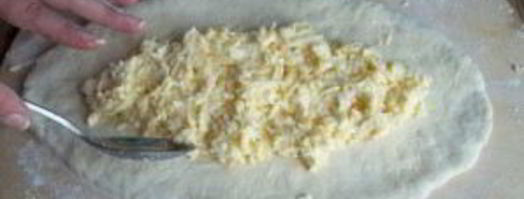 аджарские хачапури лодочка. Шаг 8