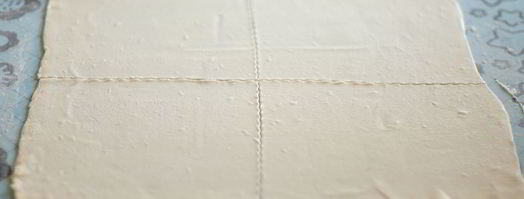 хачапури из слоеного теста. Шаг 4