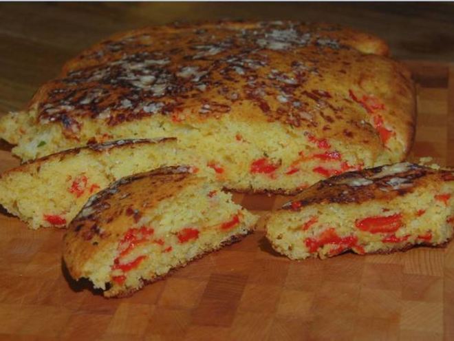 Рецепт домашнего хлеба на кефире с запеченным перцем и медом