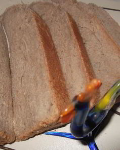 Хлеб с корицей и ореховым маслом