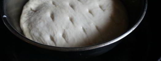 луковый хлеб на сметане. Шаг 5