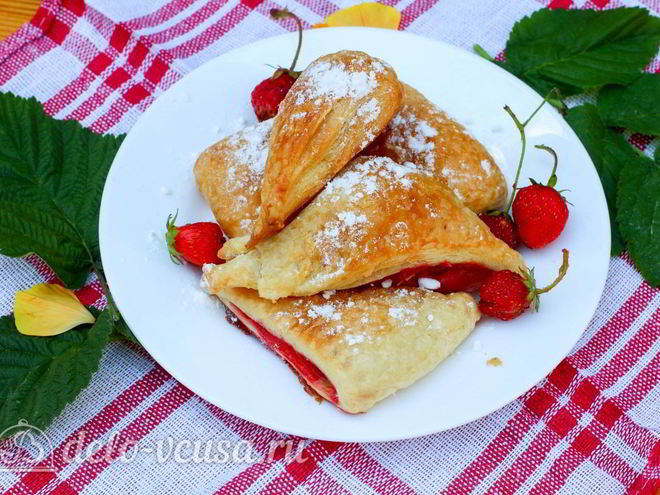 Рецепт клубничных слоек