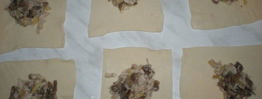 конвертики из слоеного теста. Шаг 3