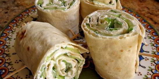 Лаваш с сыром и зеленью