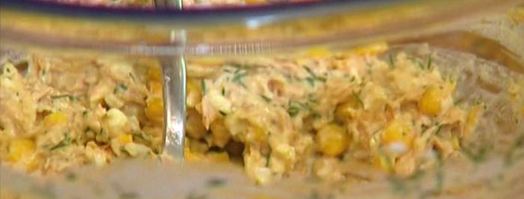 лаваш с тунцом, яйцом и сладкой кукурузой. Шаг 6