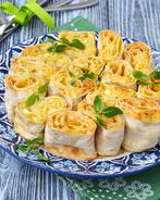 Лаваш с творогом и сыром в духовке