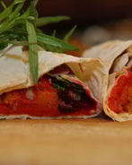 Лаваш со сладким перцем, тыквой и авокадо