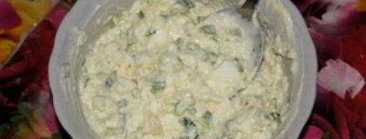 рулетики из лаваша с чесноком. Шаг 4