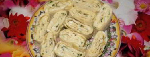 рулетики из лаваша с чесноком. Шаг 7