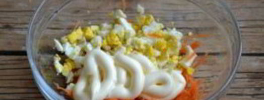 рулетики из лаваша с корейской морковкой. Шаг 4