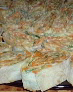 Рулетики из лаваша с ветчиной, зеленью и сыром