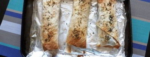 сосиска в лаваше с сыром и огурчиком. Шаг 8