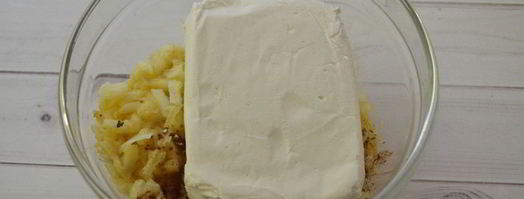 треугольники из лаваша с творогом. Шаг 4