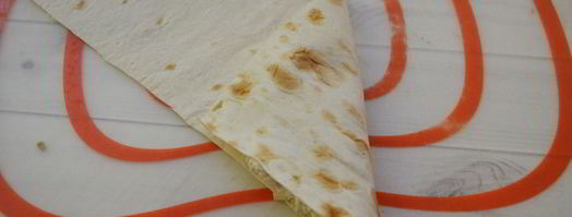 треугольники из лаваша с творогом. Шаг 5