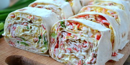 Закуска из лаваша с крабовыми палочками