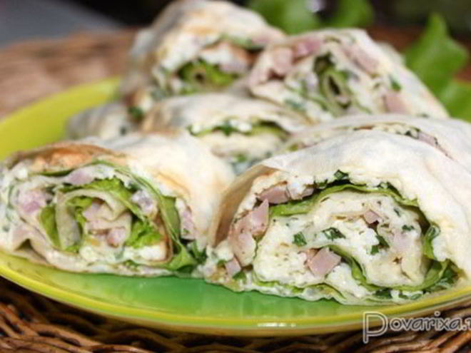 Рецепт закуски из лаваша с яйцом и ветчиной