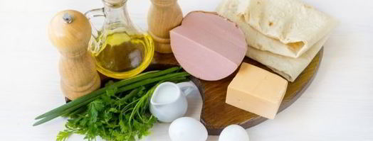 жареный лаваш с колбасой и сыром. Шаг 3