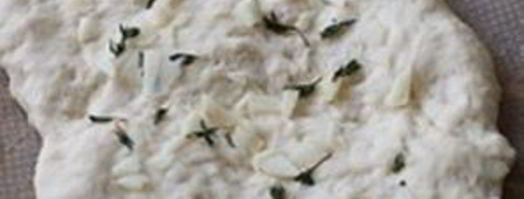 фокачча с тимьяном и чесноком. Шаг 7