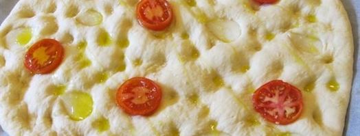 картофельная фокачча с томатами и чесноком. Шаг 5