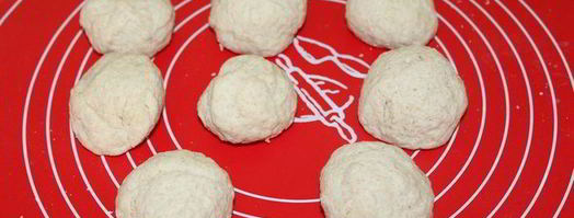 лепешки с мукой, брынзой и моцареллой. Шаг 4