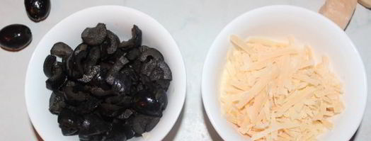 лепешки с сыром и маслинами. Шаг 5