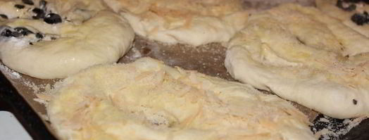 лепешки с сыром и маслинами. Шаг 7