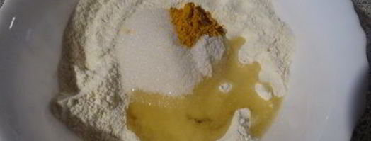 манные лепёшки с куркумой. Шаг 5