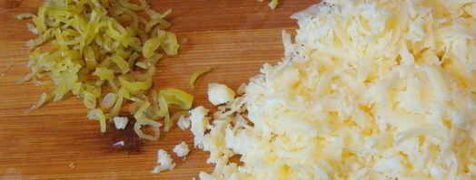 мексиканские лепешки с фасолью, сыром и острым соусом. Шаг 9