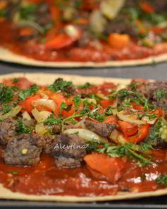 Обед на лепешке