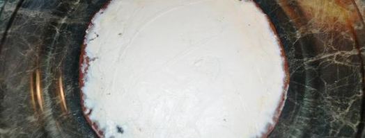 сладкая лепешка с базиликом, фетаксой и томатами. Шаг 5