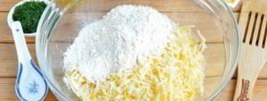 сырные лепешки с разными начинками. Шаг 5