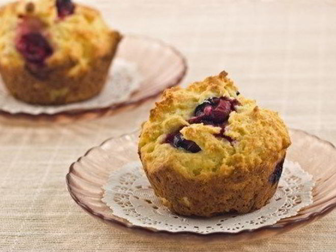 Рецепт маффинов с пахтой и ягодами