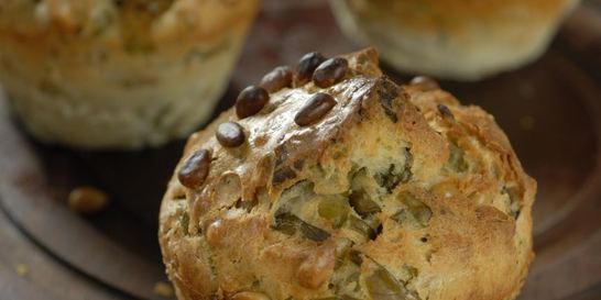 Маффины с щавелем и кедровыми орешками