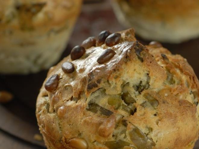 Рецепт маффинов с щавелем и кедровыми орешками