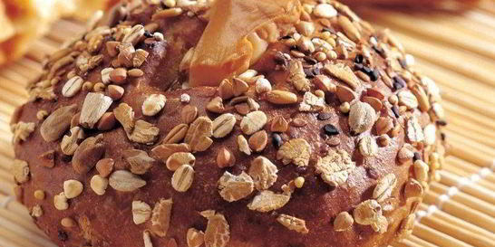 Маффины со щавелем и кедровыми орешками