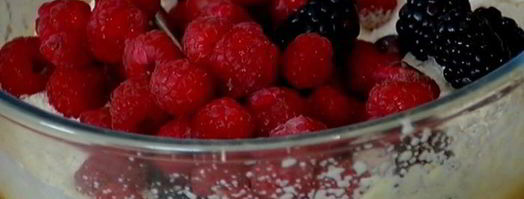 маффины со свежими ягодами. Шаг 8