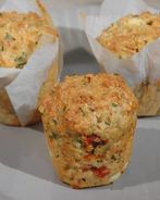 Миндально-творожные маффины со шнитт-луком