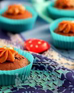 Шоколадные маффины с карамелью