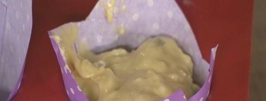 сливочные маффины с клюквой и вишней. Шаг 9