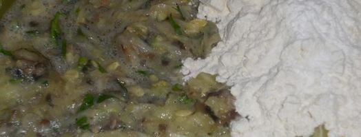 кабачковые оладушки с грибами. Шаг 7