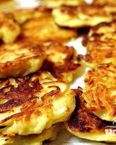 Картофельные оладьи с икрой